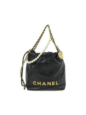 Chanel 22 Black Mat